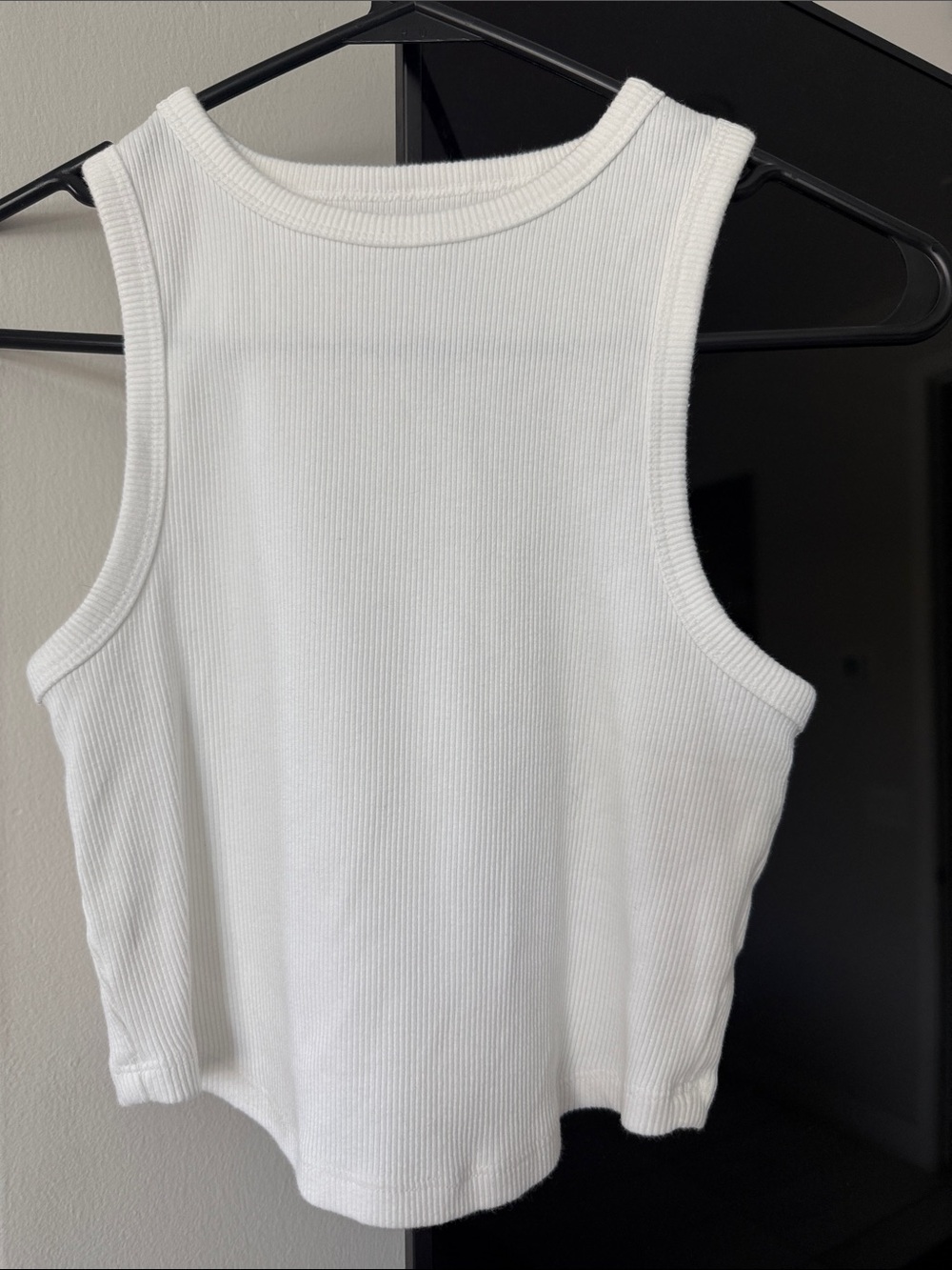 Classic White Ribbed Tank Top - Women